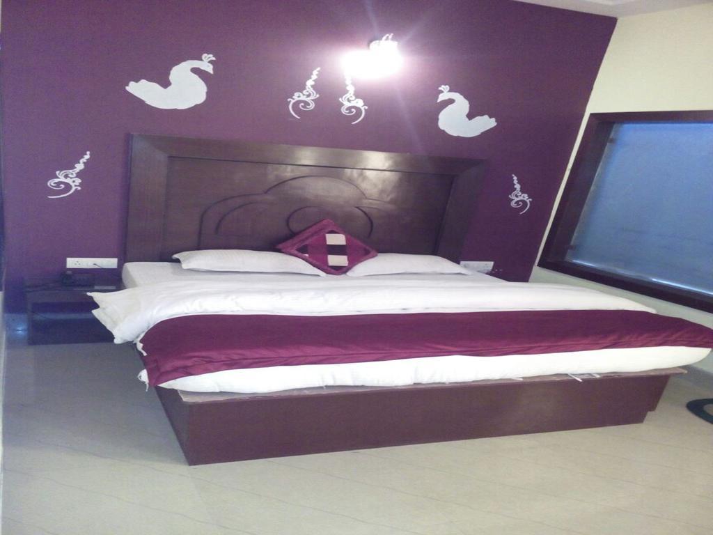 Hotel New Park Plaza Haridwār Exterior foto