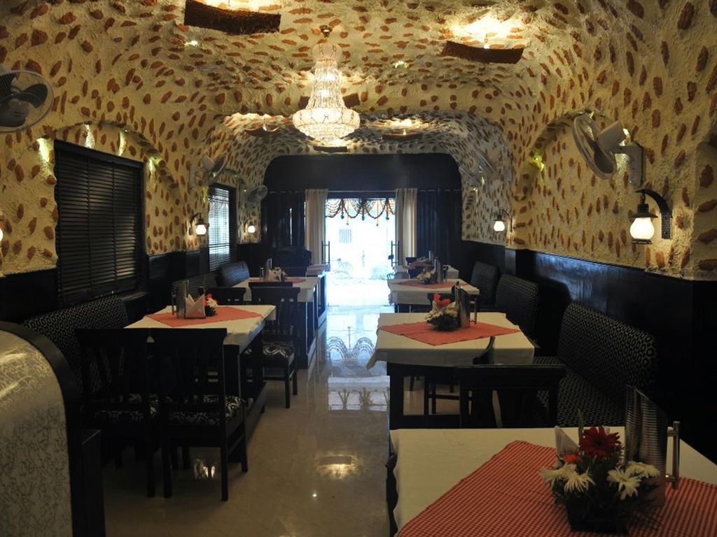 Hotel New Park Plaza Haridwār Exterior foto